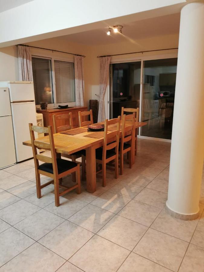 Villa Vista Paphos Eksteriør billede