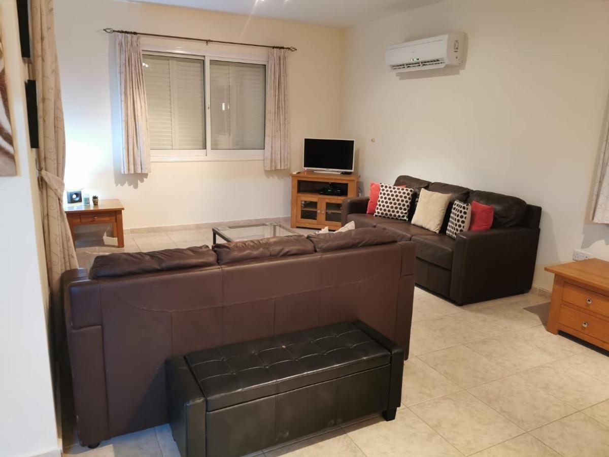Villa Vista Paphos Eksteriør billede